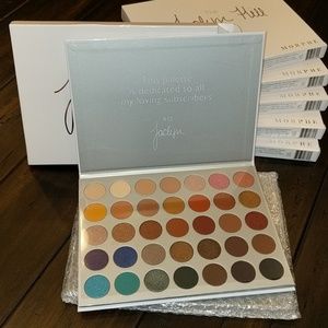 Morphe Jaclyn Hill Makeup Palette